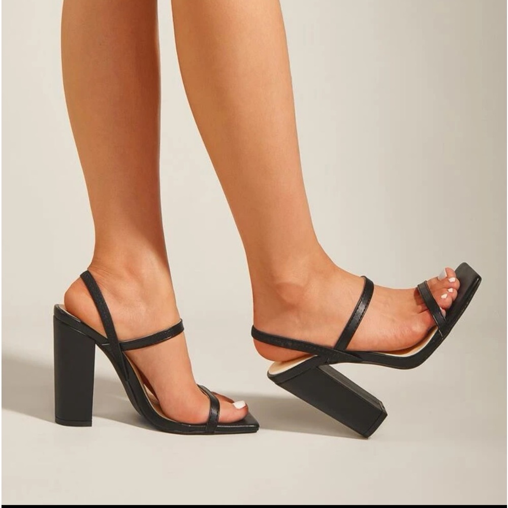 NWOT Block heels - Picture 4 of 8